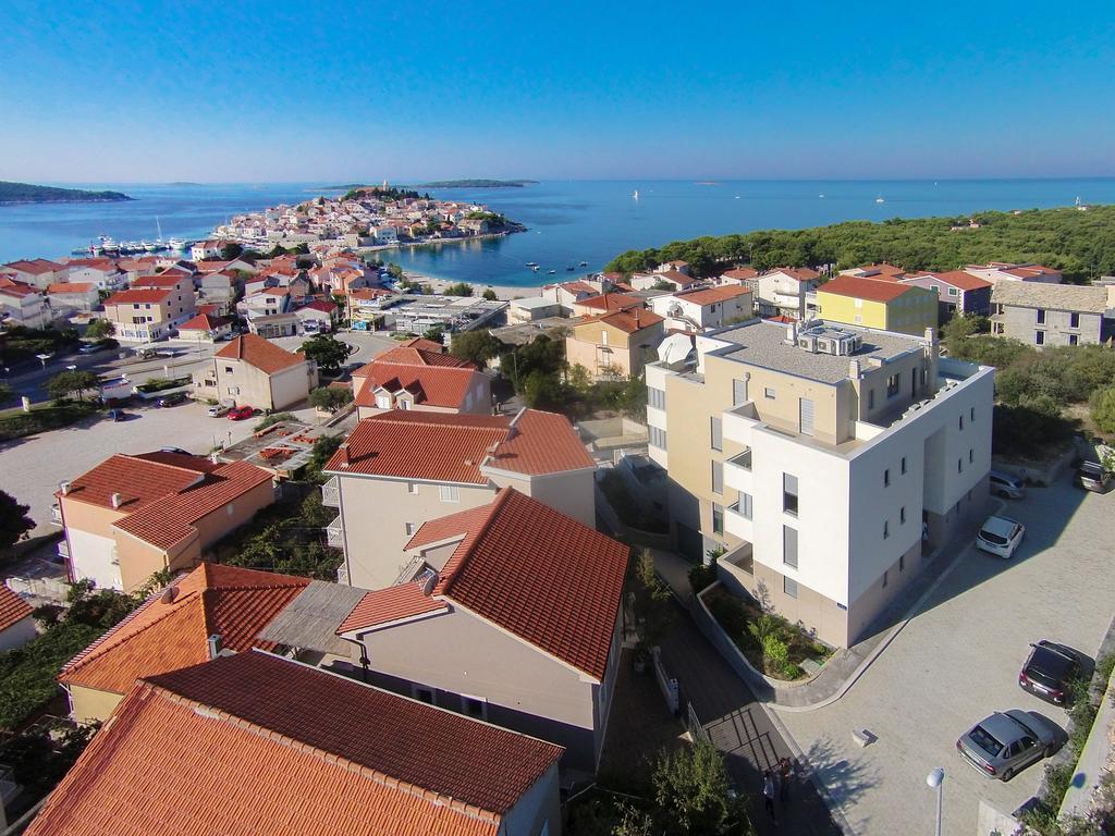 Apartments Zorka Primošten Buitenkant foto